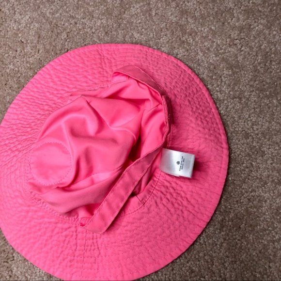 Carter’s 0-9 months girl’s pink summer hat - Picture 3 of 5